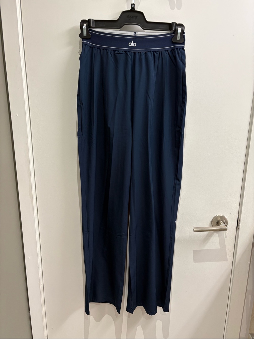 Alo pants
